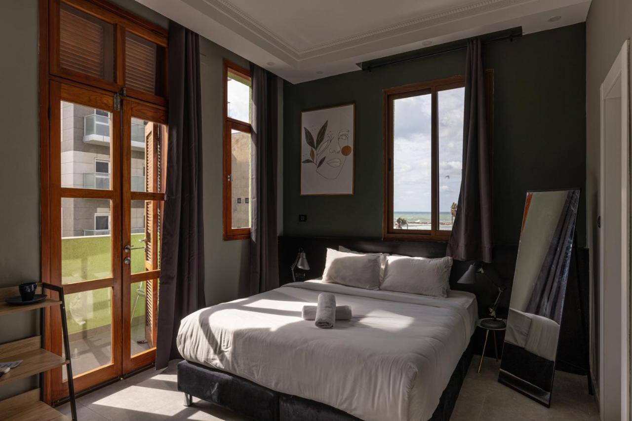 Aparthotel By Raphael 4*