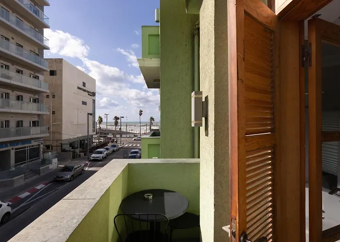Residence Suites By Raphael Hotels
